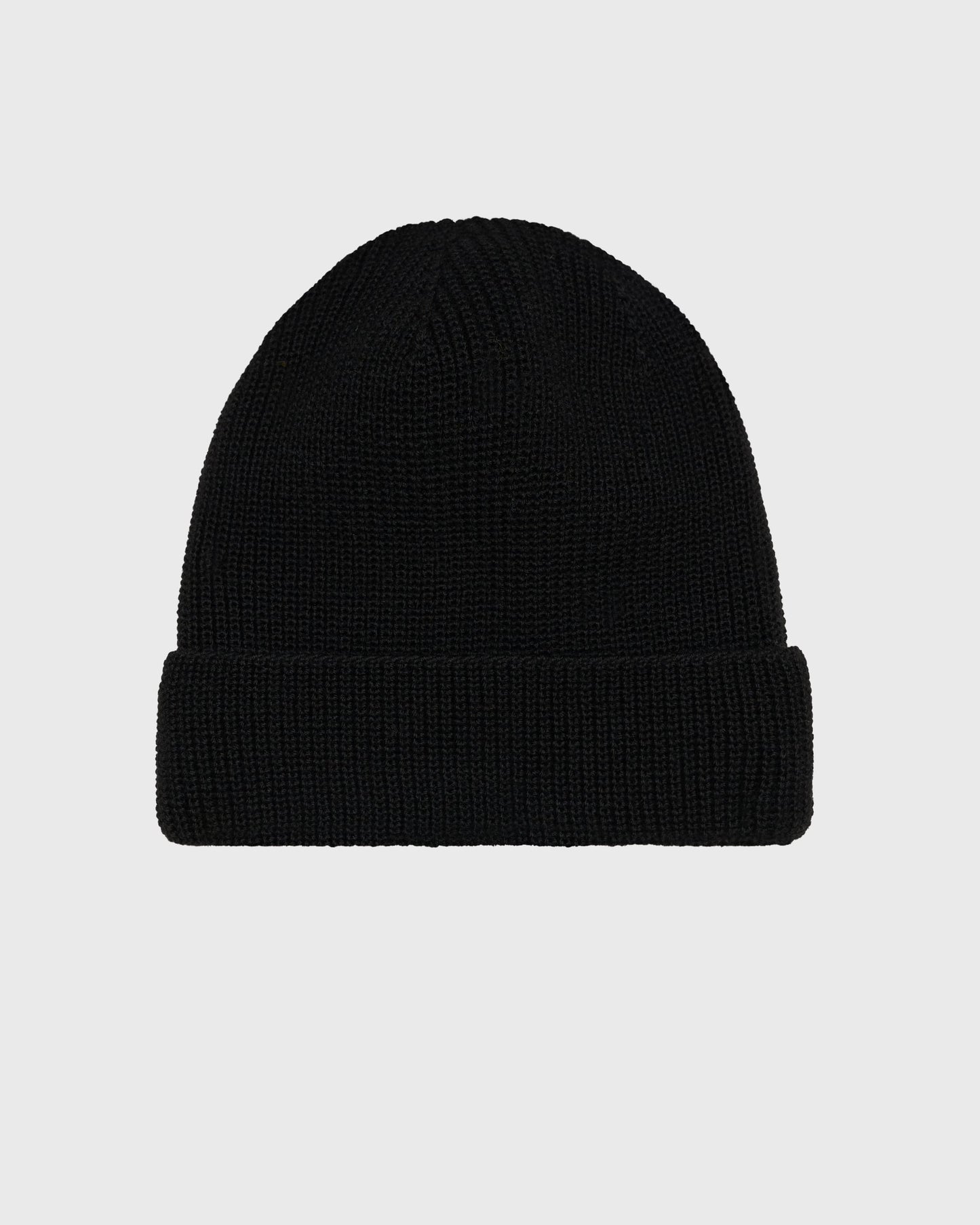 Vue arrière du bonnet Fujames AVNIER × Saint James, broderie Spike discrète et finitions fabriquées en France.