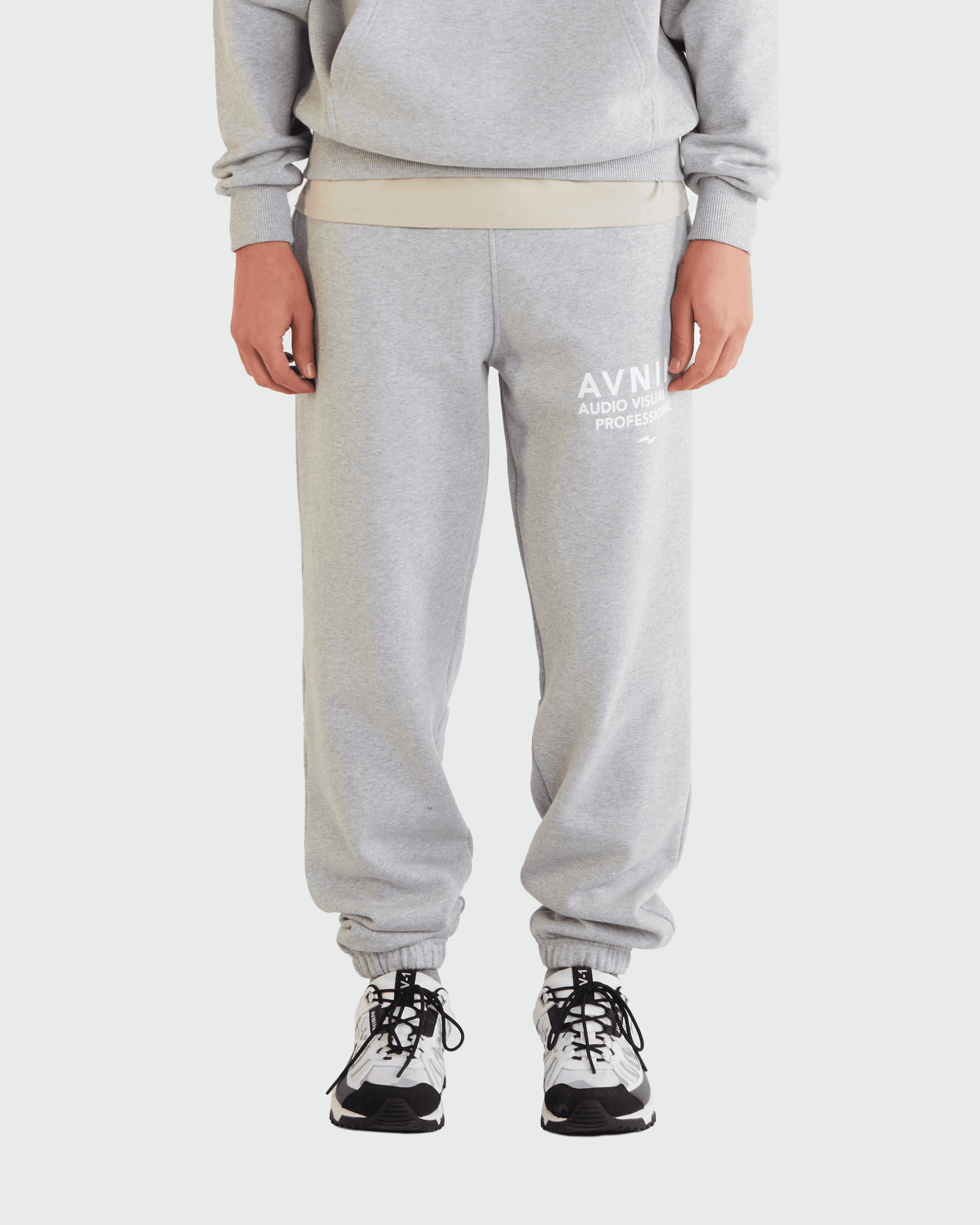 jogging-rest-grey-avnier-resistant-4-silhouette-face - gris béton