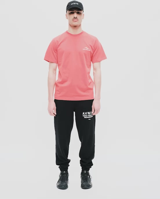 t-shirt-source-red-clay-vertical-v3-avnier-avenir-3-video_297078c9-99c1-4a68-ab73-20f7275b5c7b - argile rouge