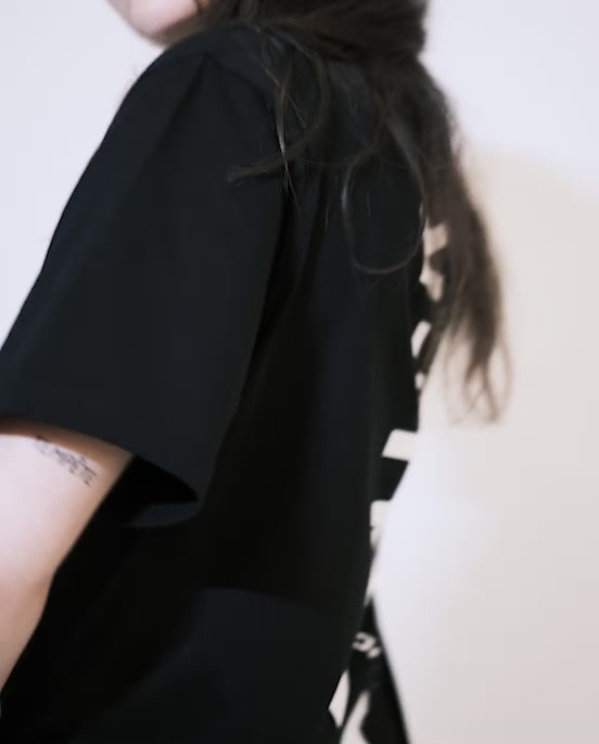 t-shirt-source-black-vertical-v3-avnier-audiovisual-work-wear-3-video - noir