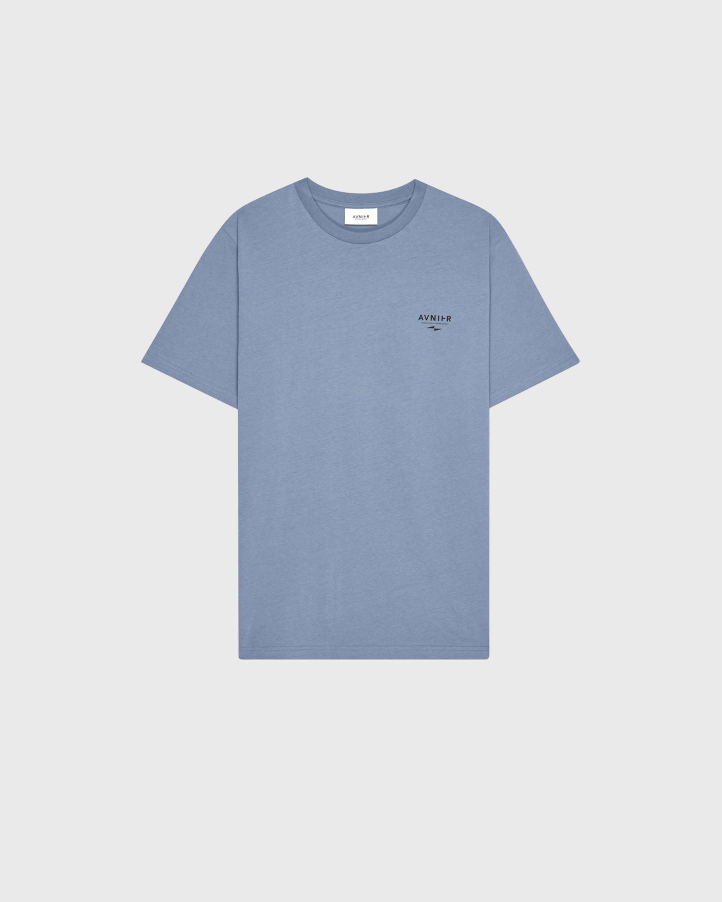 t-shirt-source-bleu-avnier-orelsan-1-packshot-face-Bleubeton_c2e30d07-b463-49b0-a3fa-78072535a070 - bleu béton