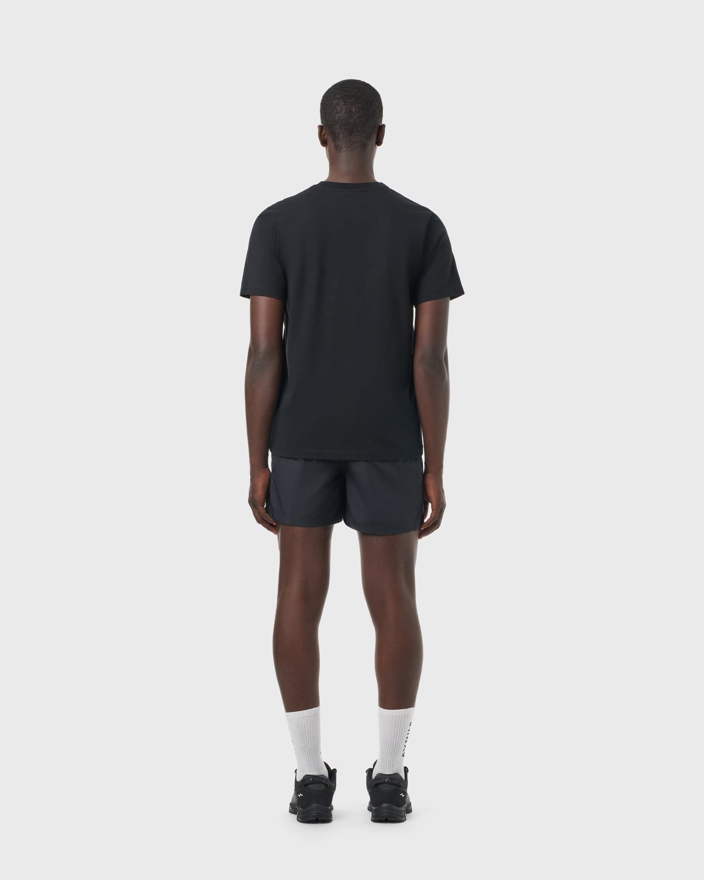 tshirt-noir-avnier-source-v5-homme-dos-decontracte - noir